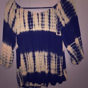 blue and white rue 21 shoulder shirt
